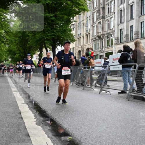 14.06.2026 - REWE Women's Run J. Mangold http://msf.ph/oto/9772560 14.06.2026 10:01:24 Ziel 10165, 10320, 10453, 10495, 10831, 11013, 11075, 11078 meine-sportfotos.de