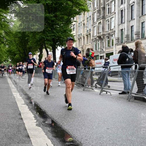 14.06.2026 - REWE Women's Run J. Mangold http://msf.ph/oto/9772562 14.06.2026 10:01:24 Ziel 10165, 10320, 10453, 10495, 10831, 11013, 11075, 11078 meine-sportfotos.de