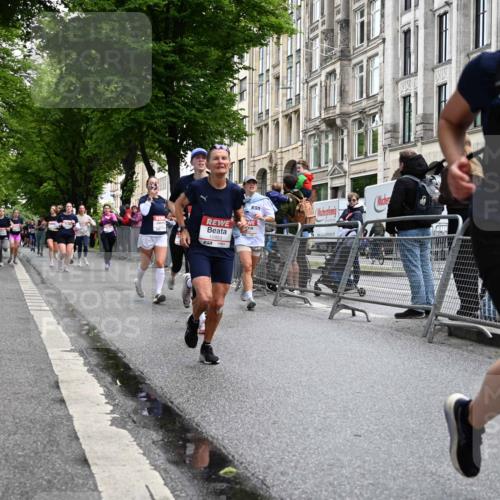 14.06.2026 - REWE Women's Run J. Mangold http://msf.ph/oto/9772565 14.06.2026 10:01:25 Ziel 10165, 10320, 10453, 10495, 10831, 11013, 11075, 11078 meine-sportfotos.de