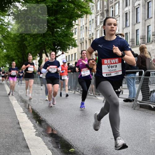 14.06.2026 - REWE Women's Run J. Mangold http://msf.ph/oto/9772607 14.06.2026 10:01:31 Ziel 10165, 10320, 10431, 10495, 10521, 10817, 10831, 11038, 11039, 11041, 11075, 11078, 11225, 11285 meine-sportfotos.de