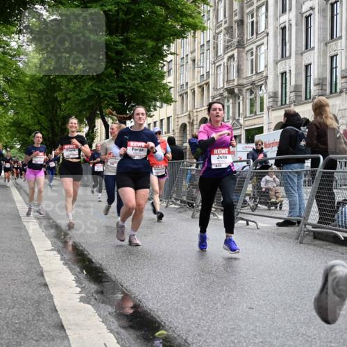 14.06.2026 - REWE Women's Run J. Mangold http://msf.ph/oto/9772609 14.06.2026 10:01:31 Ziel 10165, 10320, 10431, 10495, 10521, 10817, 10831, 11038, 11039, 11041, 11075, 11078, 11225, 11285 meine-sportfotos.de