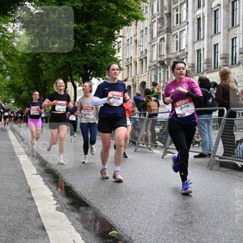 14.06.2026 - REWE Women's Run J. Mangold http://msf.ph/oto/9772614 14.06.2026 10:01:32 Ziel 10320, 10431, 10495, 10521, 10817, 10831, 11038, 11039, 11041, 11075, 11078, 11139, 11225, 11285 meine-sportfotos.de