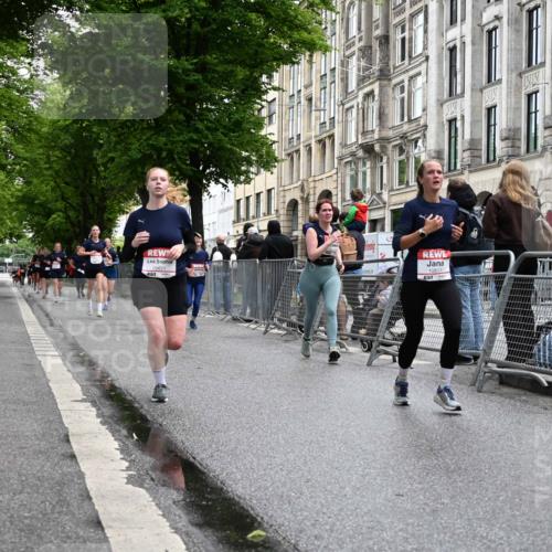 14.06.2026 - REWE Women's Run J. Mangold http://msf.ph/oto/9772657 14.06.2026 10:01:36 Ziel 10431, 10521, 10817, 11038, 11039, 11041, 11139, 11180, 11225, 11285, 11506 meine-sportfotos.de
