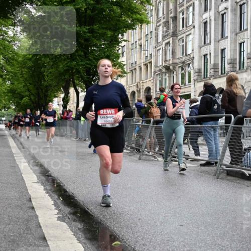 14.06.2026 - REWE Women's Run J. Mangold http://msf.ph/oto/9772665 14.06.2026 10:01:36 Ziel 10431, 10521, 10817, 11038, 11039, 11041, 11139, 11180, 11225, 11285, 11506 meine-sportfotos.de