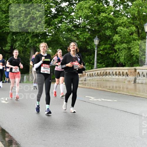 14.06.2026 - REWE Women's Run Dr. Thomas Lammeyer http://msf.ph/oto/9772704 14.06.2026 09:51:11 Laufen 11498, 10111 meine-sportfotos.de