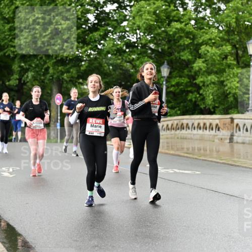 14.06.2026 - REWE Women's Run Dr. Thomas Lammeyer http://msf.ph/oto/9772708 14.06.2026 09:51:12 Laufen 11498, 57, 17 meine-sportfotos.de