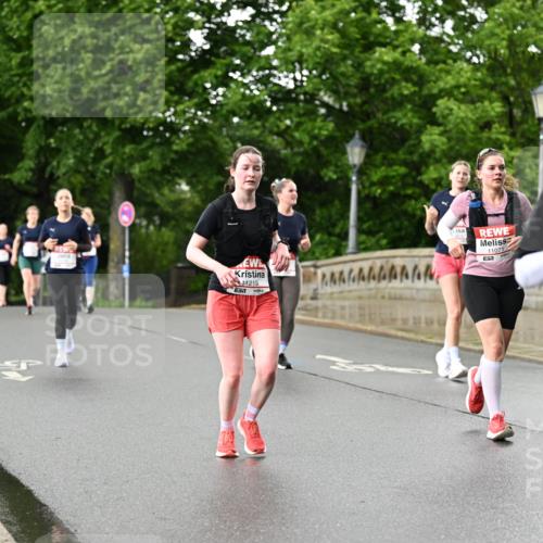 14.06.2026 - REWE Women's Run Dr. Thomas Lammeyer http://msf.ph/oto/9772730 14.06.2026 09:51:14 Laufen 11219, 11071, 11408 meine-sportfotos.de