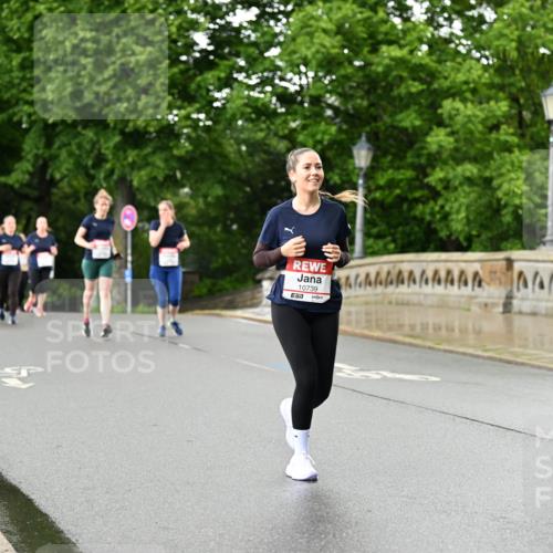14.06.2026 - REWE Women's Run Dr. Thomas Lammeyer http://msf.ph/oto/9772756 14.06.2026 09:51:17 Laufen 10739, 7, 11022 meine-sportfotos.de