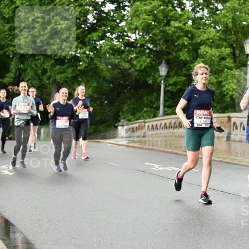 14.06.2026 - REWE Women's Run Dr. Thomas Lammeyer http://msf.ph/oto/9772801 14.06.2026 09:51:21 Laufen 11147, 10585, 57 meine-sportfotos.de