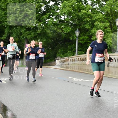 14.06.2026 - REWE Women's Run Dr. Thomas Lammeyer http://msf.ph/oto/9772802 14.06.2026 09:51:22 Laufen 11147, 7, 10585 meine-sportfotos.de