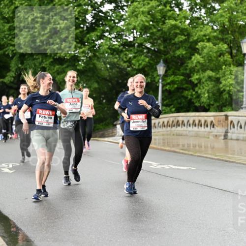 14.06.2026 - REWE Women's Run Dr. Thomas Lammeyer http://msf.ph/oto/9772816 14.06.2026 09:51:23 Laufen 11348, 11057, 10053 meine-sportfotos.de