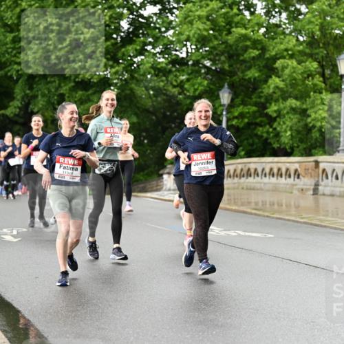 14.06.2026 - REWE Women's Run Dr. Thomas Lammeyer http://msf.ph/oto/9772817 14.06.2026 09:51:23 Laufen 11348, 10053, 57 meine-sportfotos.de