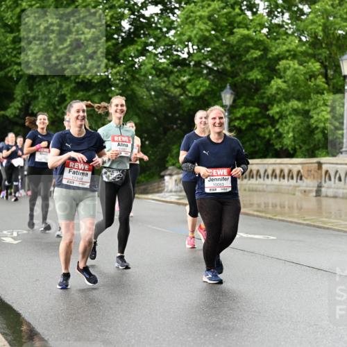 14.06.2026 - REWE Women's Run Dr. Thomas Lammeyer http://msf.ph/oto/9772819 14.06.2026 09:51:24 Laufen 11348, 11057, 10053, 57 meine-sportfotos.de