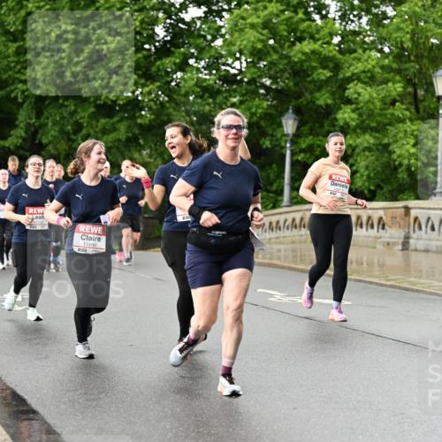 14.06.2026 - REWE Women's Run Dr. Thomas Lammeyer http://msf.ph/oto/9772841 14.06.2026 09:51:26 Laufen 10702, 11486, 7 meine-sportfotos.de