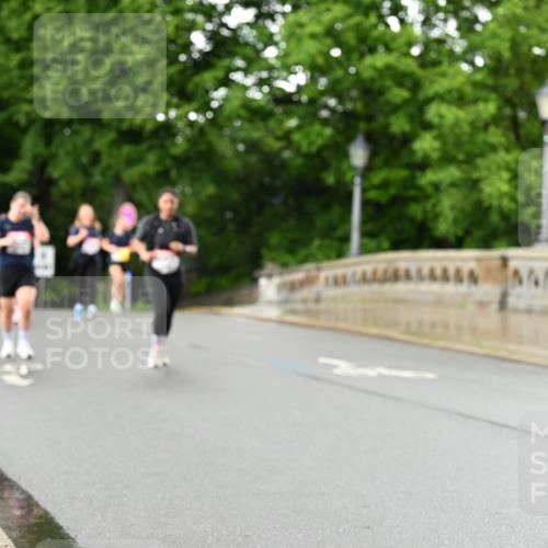 14.06.2026 - REWE Women's Run Dr. Thomas Lammeyer http://msf.ph/oto/9772969 14.06.2026 09:51:41 Laufen 10 meine-sportfotos.de