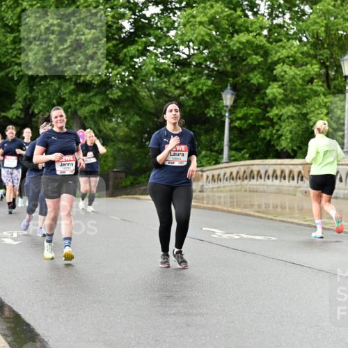 14.06.2026 - REWE Women's Run Dr. Thomas Lammeyer http://msf.ph/oto/9773039 14.06.2026 09:51:49 Laufen 51, 10955 meine-sportfotos.de