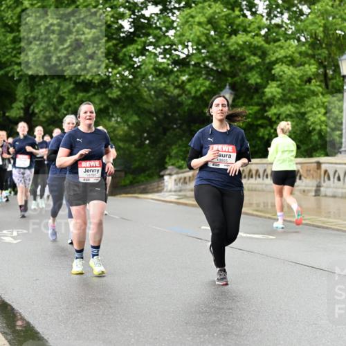 14.06.2026 - REWE Women's Run Dr. Thomas Lammeyer http://msf.ph/oto/9773045 14.06.2026 09:51:49 Laufen 10795, 10955, 57 meine-sportfotos.de