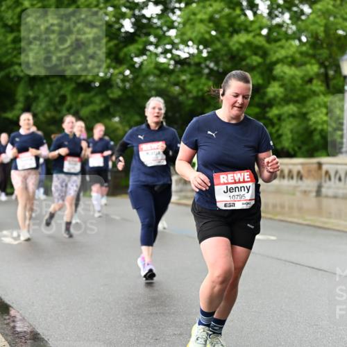 14.06.2026 - REWE Women's Run Dr. Thomas Lammeyer http://msf.ph/oto/9773064 14.06.2026 09:51:51 Laufen 10795 meine-sportfotos.de