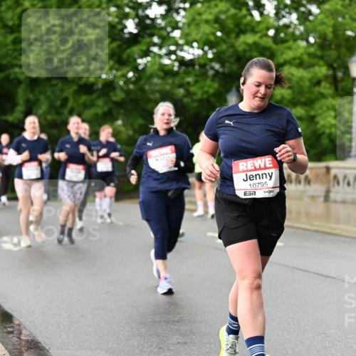 14.06.2026 - REWE Women's Run Dr. Thomas Lammeyer http://msf.ph/oto/9773065 14.06.2026 09:51:51 Laufen 10795, 7 meine-sportfotos.de