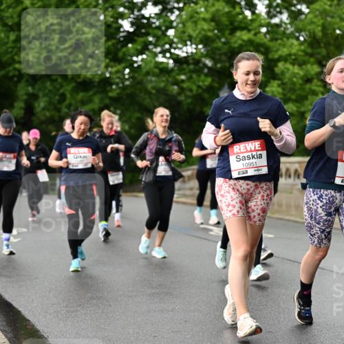 14.06.2026 - REWE Women's Run Dr. Thomas Lammeyer http://msf.ph/oto/9773098 14.06.2026 09:51:55 Laufen 10951, 7, 10950 meine-sportfotos.de
