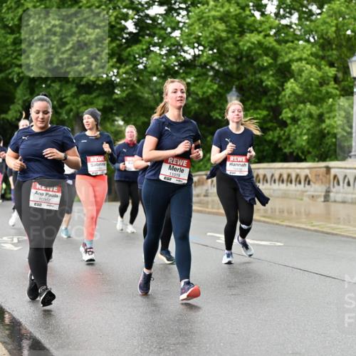 14.06.2026 - REWE Women's Run Dr. Thomas Lammeyer http://msf.ph/oto/9773164 14.06.2026 09:52:02 Laufen 10357, 57, 11019, 57 meine-sportfotos.de