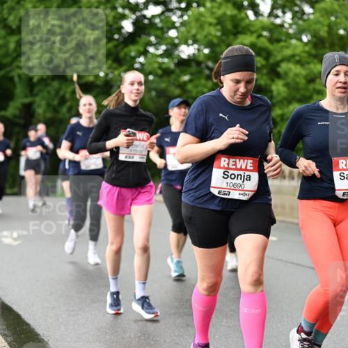 14.06.2026 - REWE Women's Run Dr. Thomas Lammeyer http://msf.ph/oto/9773194 14.06.2026 09:52:05 Laufen 11500, 10690, 7, 11355 meine-sportfotos.de