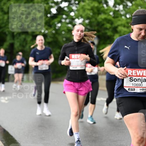 14.06.2026 - REWE Women's Run Dr. Thomas Lammeyer http://msf.ph/oto/9773199 14.06.2026 09:52:06 Laufen 11500, 10690 meine-sportfotos.de