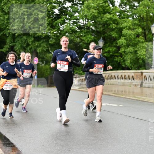 14.06.2026 - REWE Women's Run Dr. Thomas Lammeyer http://msf.ph/oto/9773234 14.06.2026 09:52:10 Laufen 10036, 10004 meine-sportfotos.de