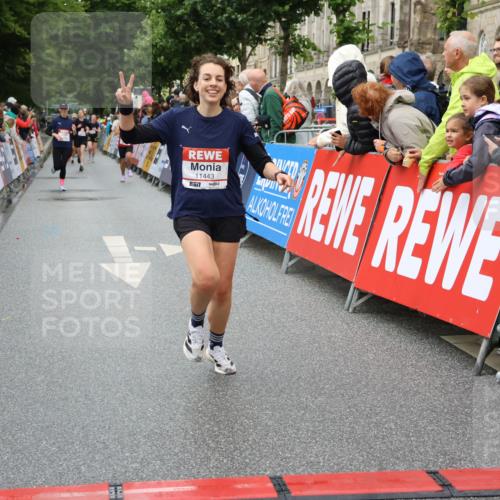 14.06.2026 - REWE Women's Run Strokosch-Dieckow http://msf.ph/oto/9773244 14.06.2026 09:55:23 Ziel 10997, 11443 meine-sportfotos.de