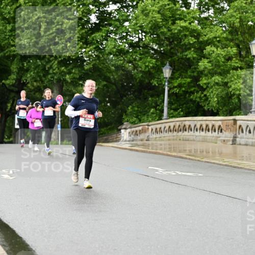 14.06.2026 - REWE Women's Run Dr. Thomas Lammeyer http://msf.ph/oto/9773284 14.06.2026 09:52:17 Laufen 11217 meine-sportfotos.de