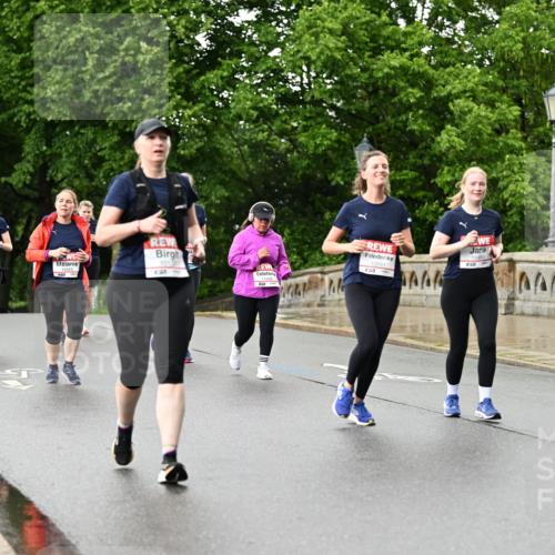 14.06.2026 - REWE Women's Run Dr. Thomas Lammeyer http://msf.ph/oto/9773328 14.06.2026 09:52:22 Laufen 1013, 11458, 10591, 10460, 7 meine-sportfotos.de