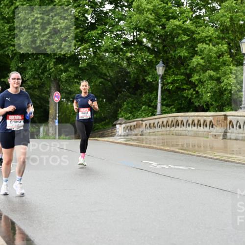 14.06.2026 - REWE Women's Run Dr. Thomas Lammeyer http://msf.ph/oto/9773392 14.06.2026 09:52:29 Laufen 11142, 11223 meine-sportfotos.de