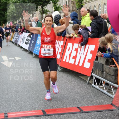 14.06.2026 - REWE Women's Run Strokosch-Dieckow http://msf.ph/oto/9773395 14.06.2026 09:55:30 Ziel 10150, 10598, 11300, 11443 meine-sportfotos.de