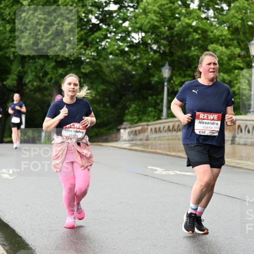 14.06.2026 - REWE Women's Run Dr. Thomas Lammeyer http://msf.ph/oto/9773437 14.06.2026 09:52:34 Laufen 11495, 10834, 7 meine-sportfotos.de
