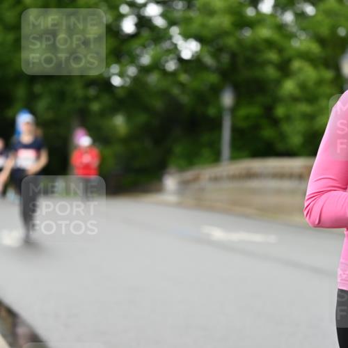 14.06.2026 - REWE Women's Run Dr. Thomas Lammeyer http://msf.ph/oto/9773535 14.06.2026 09:52:48 Laufen 110, 0 meine-sportfotos.de
