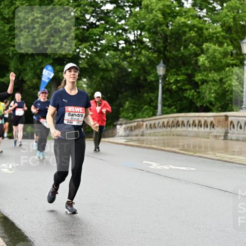 14.06.2026 - REWE Women's Run Dr. Thomas Lammeyer http://msf.ph/oto/9773553 14.06.2026 09:52:50 Laufen 7, 0, 10445 meine-sportfotos.de
