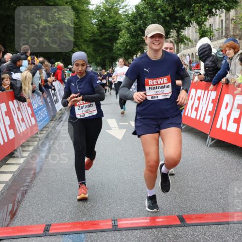 14.06.2026 - REWE Women's Run Strokosch-Dieckow http://msf.ph/oto/9773567 14.06.2026 09:55:35 Ziel 10150, 10231, 10496, 10598, 10810, 11089, 11300 meine-sportfotos.de