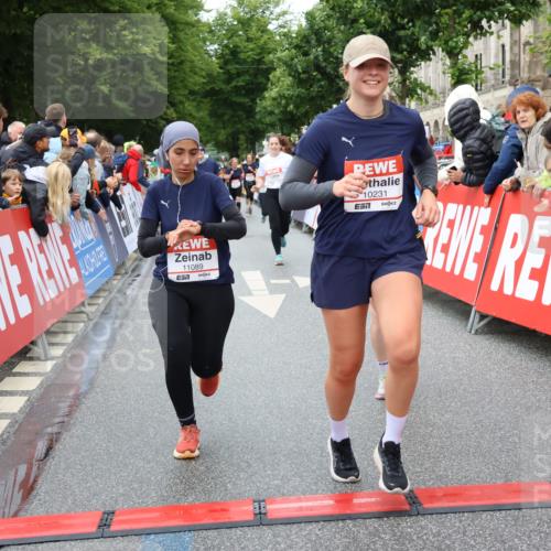 14.06.2026 - REWE Women's Run Strokosch-Dieckow http://msf.ph/oto/9773579 14.06.2026 09:55:35 Ziel 10150, 10231, 10496, 10598, 10810, 11089, 11300 meine-sportfotos.de