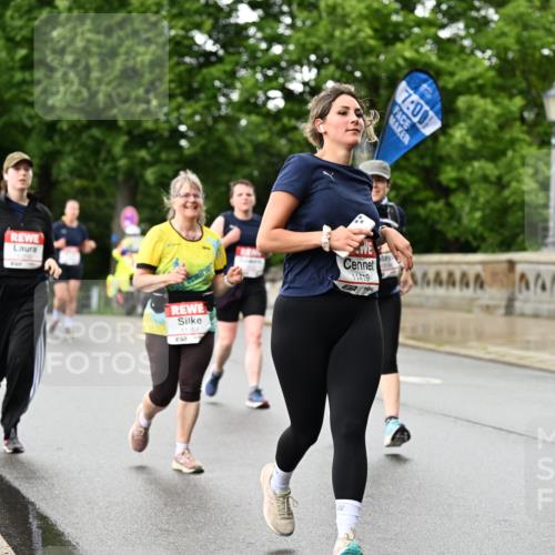14.06.2026 - REWE Women's Run Dr. Thomas Lammeyer http://msf.ph/oto/9773597 14.06.2026 09:52:55 Laufen 7, 00, 11358, 7, 11419 meine-sportfotos.de