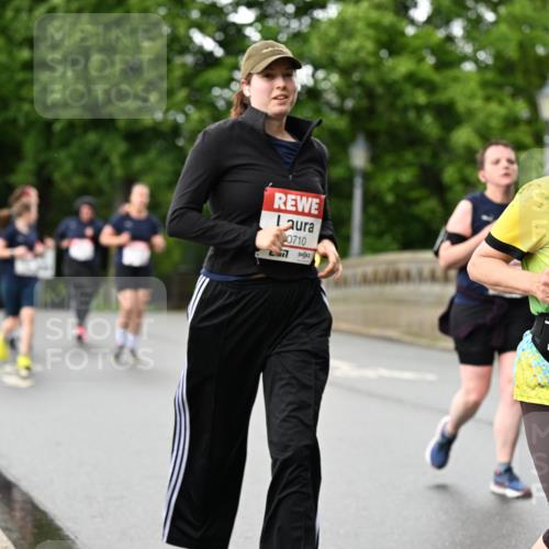 14.06.2026 - REWE Women's Run Dr. Thomas Lammeyer http://msf.ph/oto/9773613 14.06.2026 09:52:58 Laufen 0710, 11358, 57 meine-sportfotos.de