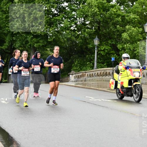 14.06.2026 - REWE Women's Run Dr. Thomas Lammeyer http://msf.ph/oto/9773625 14.06.2026 09:52:59 Laufen 11494, 10804, 7, 29, 15, 1 meine-sportfotos.de