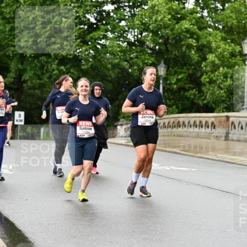 14.06.2026 - REWE Women's Run Dr. Thomas Lammeyer http://msf.ph/oto/9773636 14.06.2026 09:53:00 Laufen 10408, 3, 11494, 10804, 7 meine-sportfotos.de
