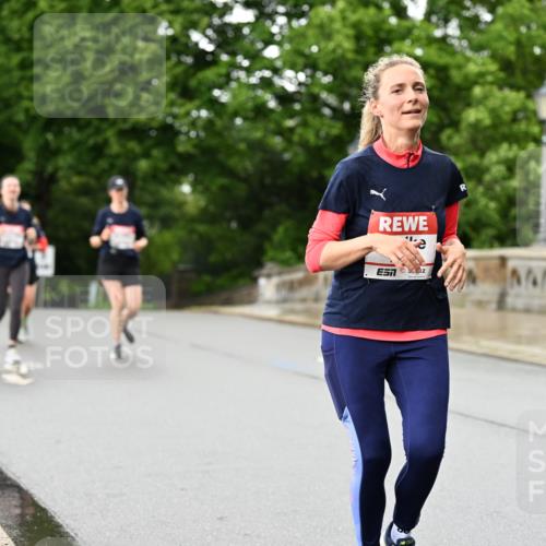 14.06.2026 - REWE Women's Run Dr. Thomas Lammeyer http://msf.ph/oto/9773663 14.06.2026 09:53:04 Laufen 10297, 57 meine-sportfotos.de