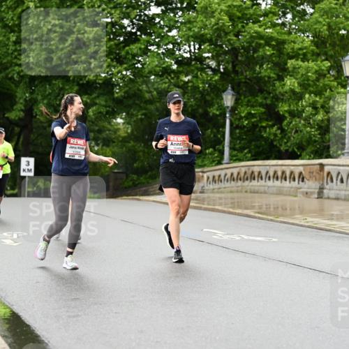 14.06.2026 - REWE Women's Run Dr. Thomas Lammeyer http://msf.ph/oto/9773679 14.06.2026 09:53:06 Laufen 3, 11328 meine-sportfotos.de