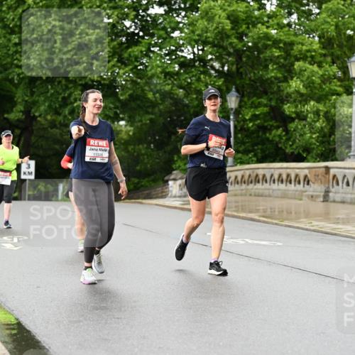 14.06.2026 - REWE Women's Run Dr. Thomas Lammeyer http://msf.ph/oto/9773683 14.06.2026 09:53:07 Laufen 10468, 11328, 57 meine-sportfotos.de