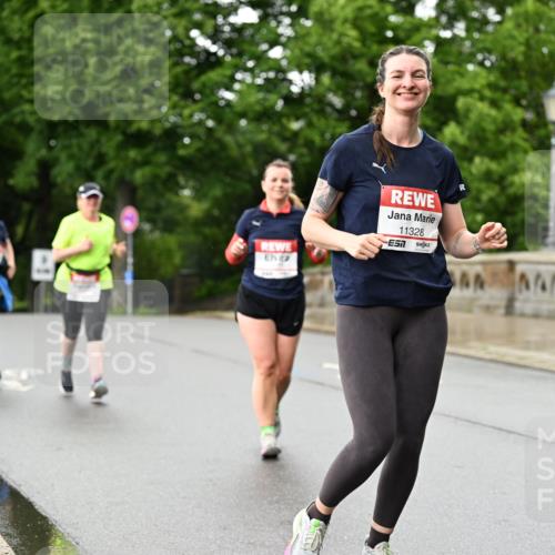 14.06.2026 - REWE Women's Run Dr. Thomas Lammeyer http://msf.ph/oto/9773702 14.06.2026 09:53:09 Laufen 11328, 10468, 7 meine-sportfotos.de
