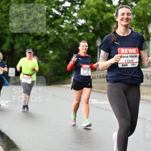 14.06.2026 - REWE Women's Run Dr. Thomas Lammeyer http://msf.ph/oto/9773704 14.06.2026 09:53:09 Laufen 11328, 7 meine-sportfotos.de