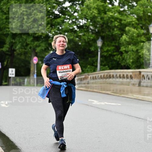 14.06.2026 - REWE Women's Run Dr. Thomas Lammeyer http://msf.ph/oto/9773725 14.06.2026 09:53:12 Laufen 11257 meine-sportfotos.de