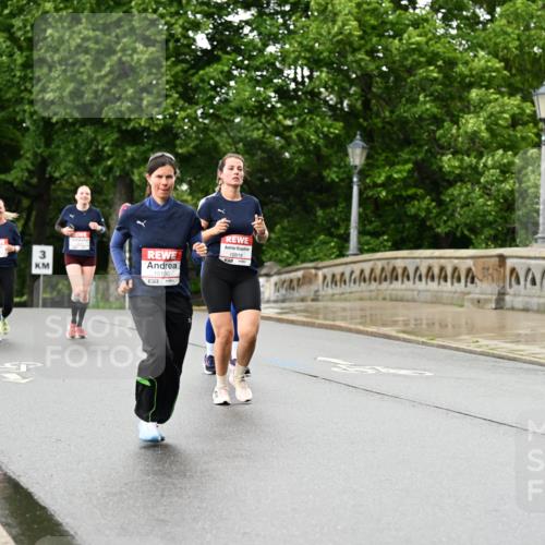 14.06.2026 - REWE Women's Run Dr. Thomas Lammeyer http://msf.ph/oto/9773750 14.06.2026 09:53:19 Laufen 3, 10130, 7, 10818 meine-sportfotos.de