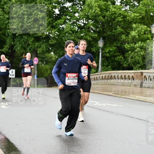 14.06.2026 - REWE Women's Run Dr. Thomas Lammeyer http://msf.ph/oto/9773757 14.06.2026 09:53:20 Laufen 3, 10130, 7, 0818 meine-sportfotos.de